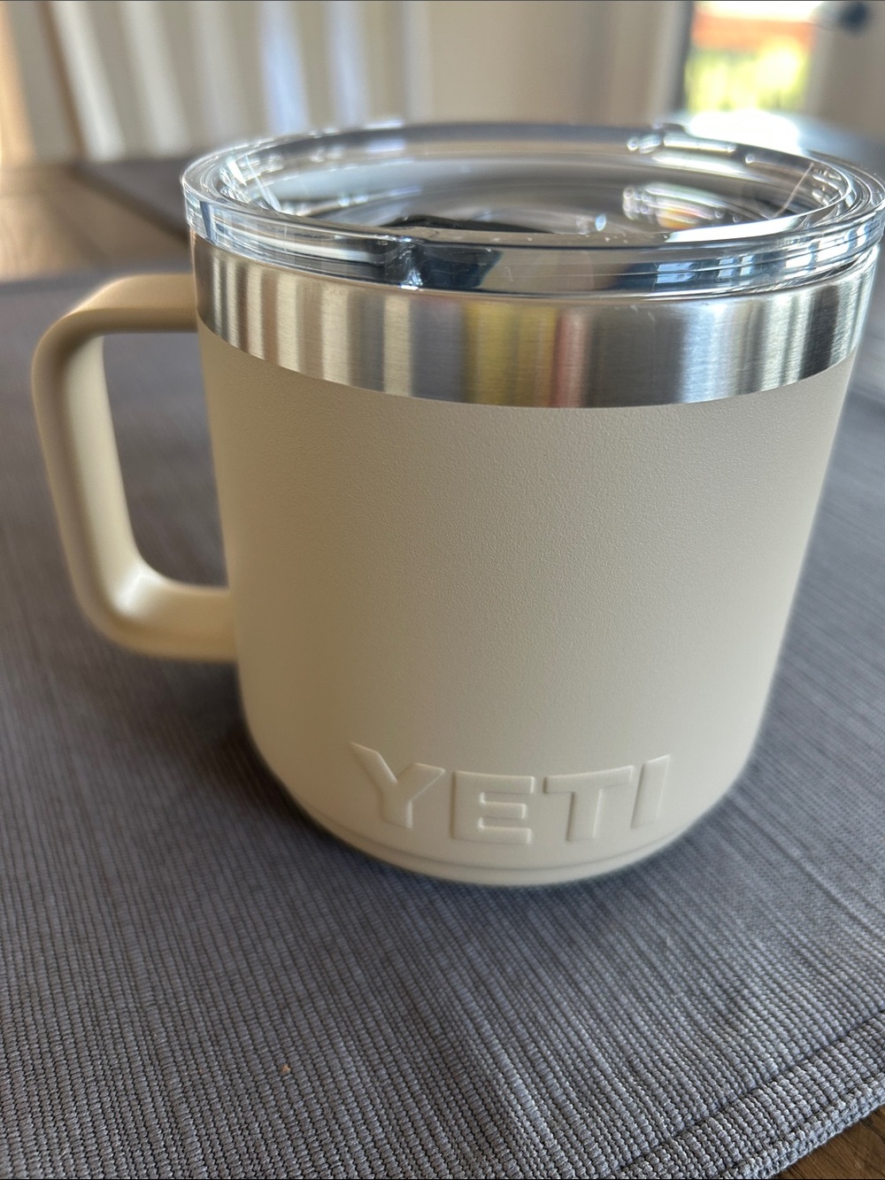 Yeti Rambler mug - Picture 2 of 5